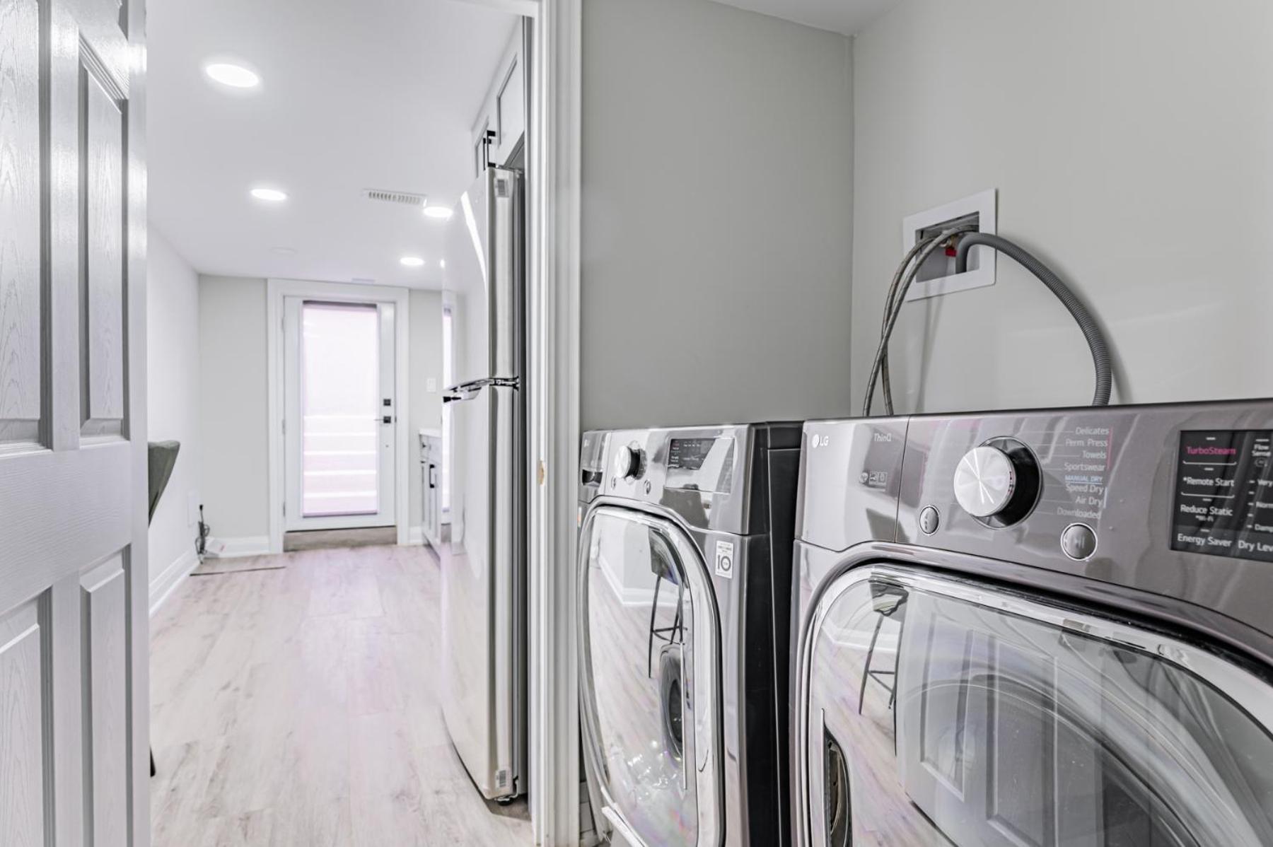 Victoria Park Suite Торонто Екстер'єр фото
